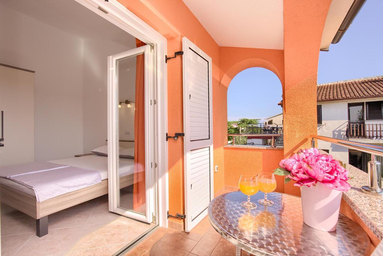 Apartments Orange Медулин Екстер'єр фото