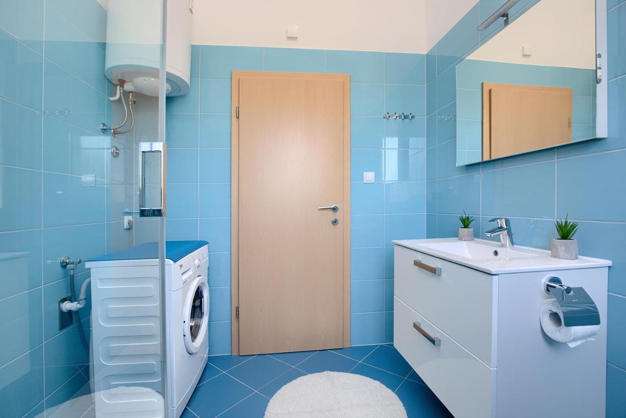 Apartments Orange Медулин Екстер'єр фото