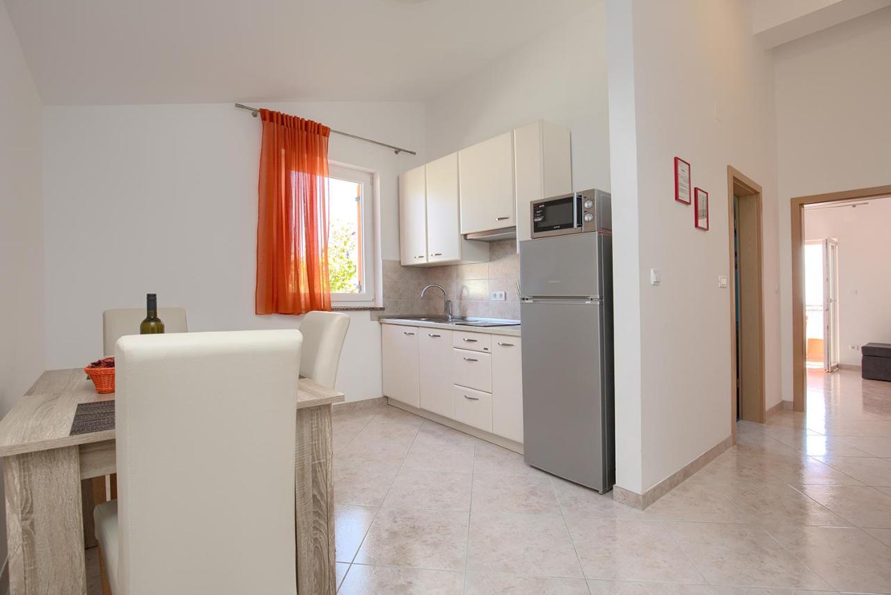 Apartments Orange Медулин Екстер'єр фото