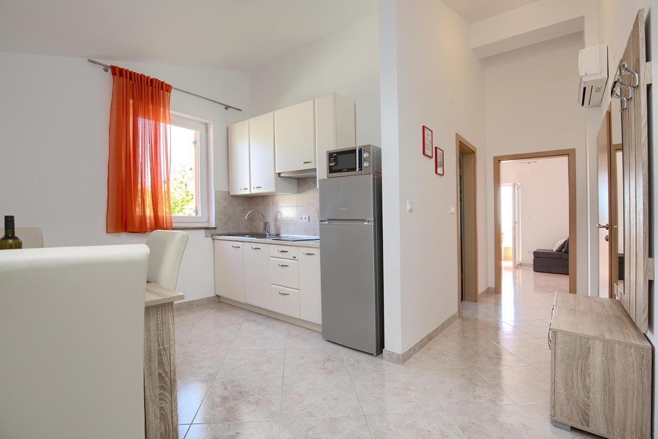Apartments Orange Медулин Екстер'єр фото