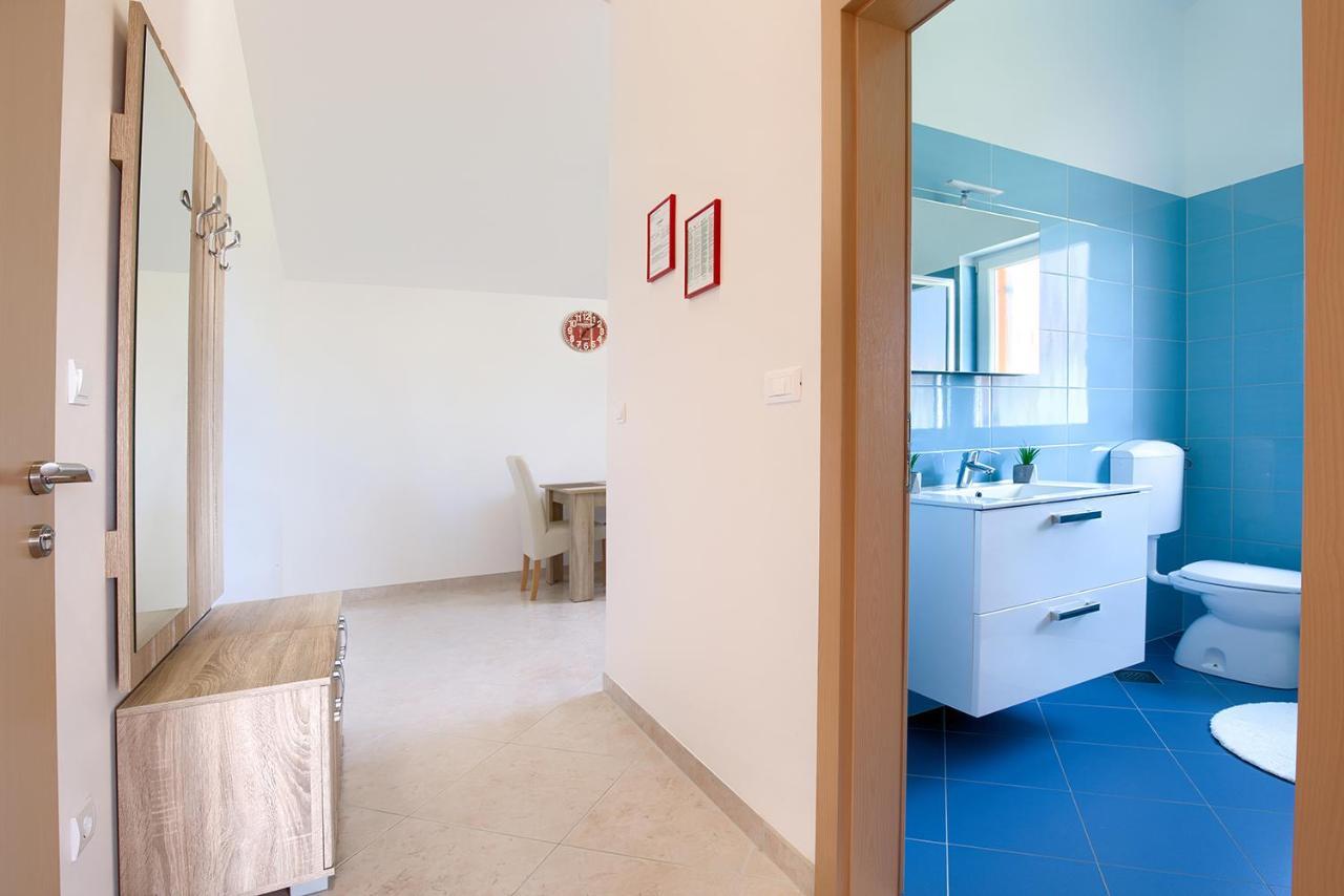 Apartments Orange Медулин Екстер'єр фото