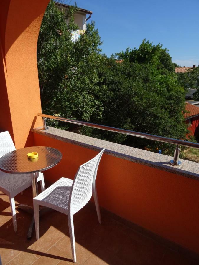 Apartments Orange Медулин Екстер'єр фото